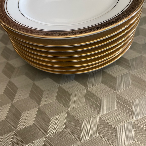 Noritake Fine Porcelain CRESTWOOD Gold Bread and Butter Plate Set of 8 Plates - Picture 6 of 10